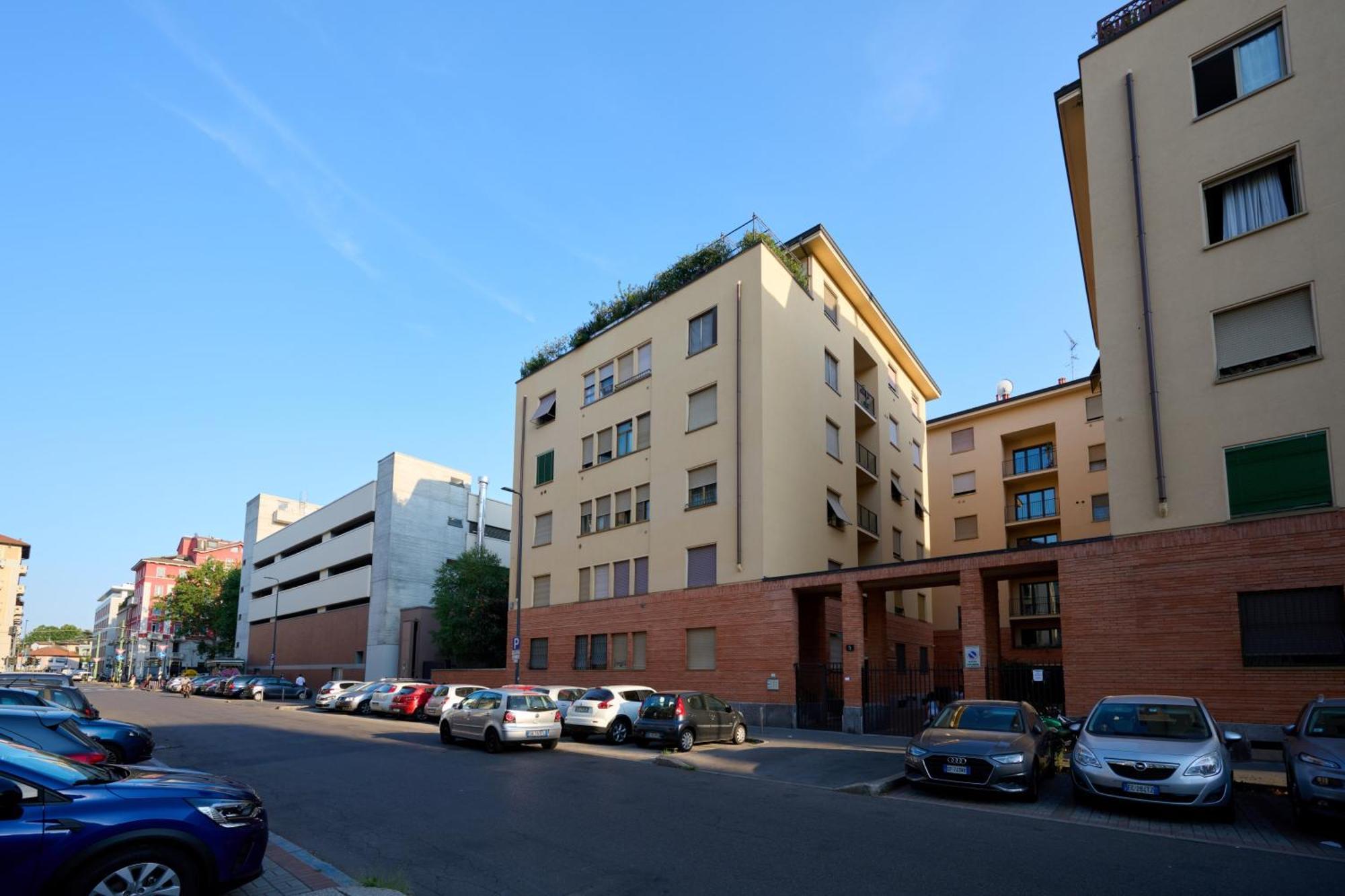 Wissam'S Red Kitchen Apartment Milão Exterior foto